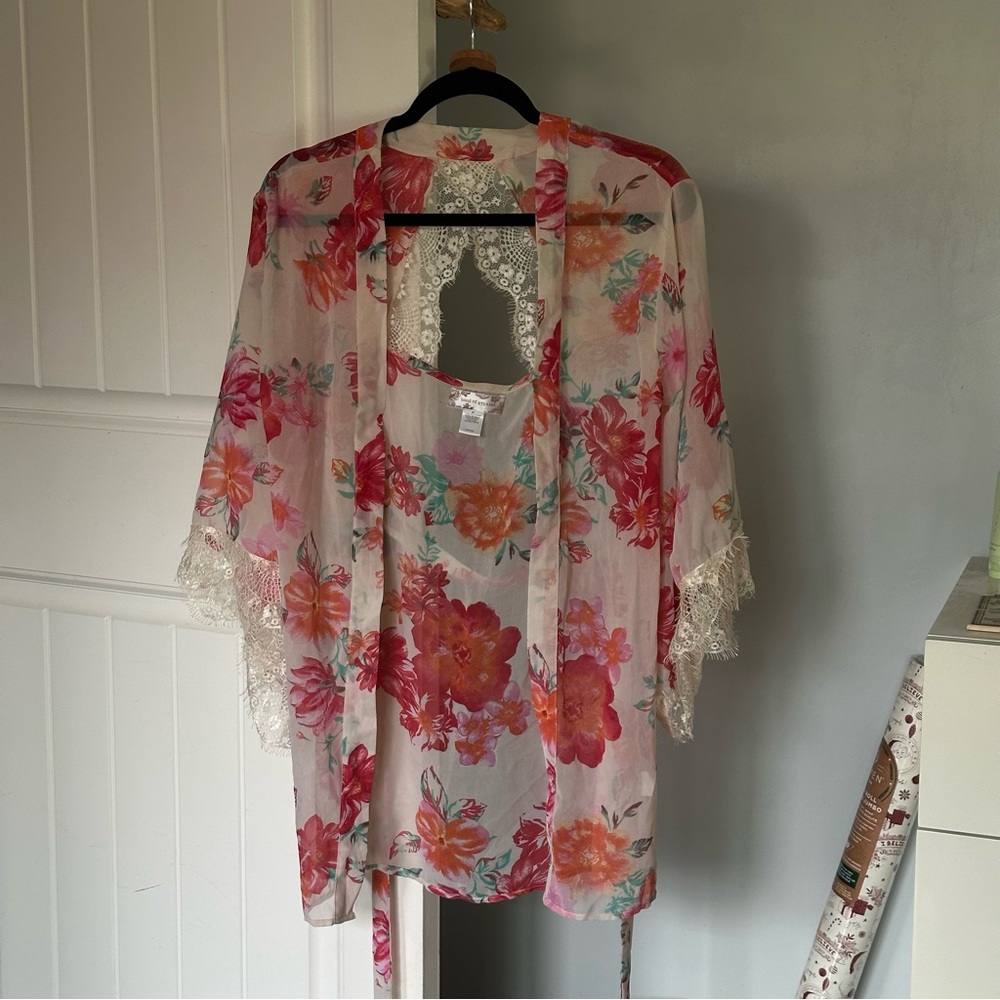 Band of gypsies sheer floral lacy robe